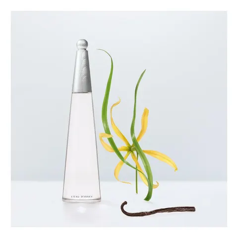 Issey Miyake L'Eau d'Issey Nat. Intense Grün Eau de Parfum 100 ml
